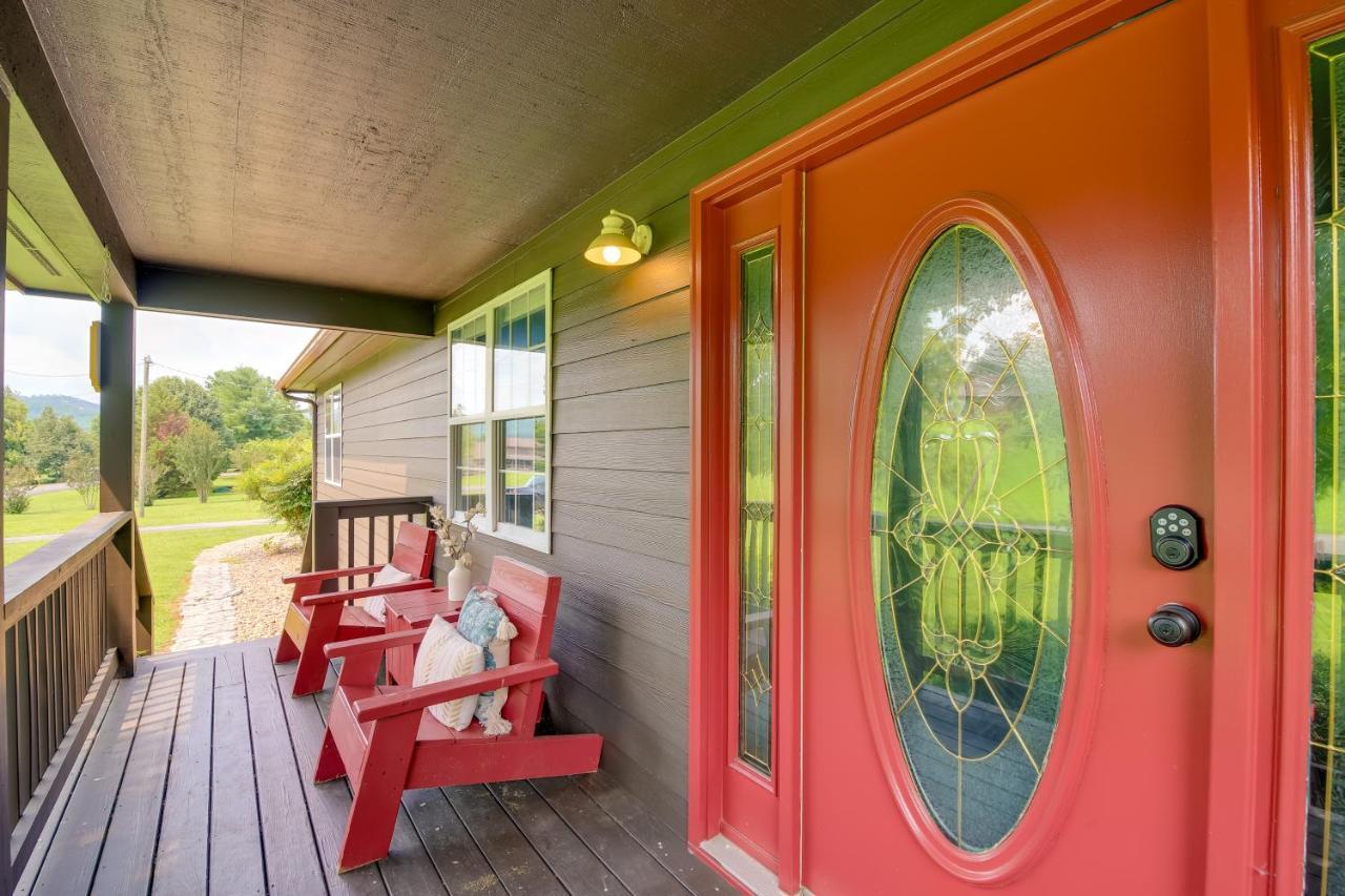 Sevierville Cabin With Private Hot Tub And Fire Pit Екстериор снимка