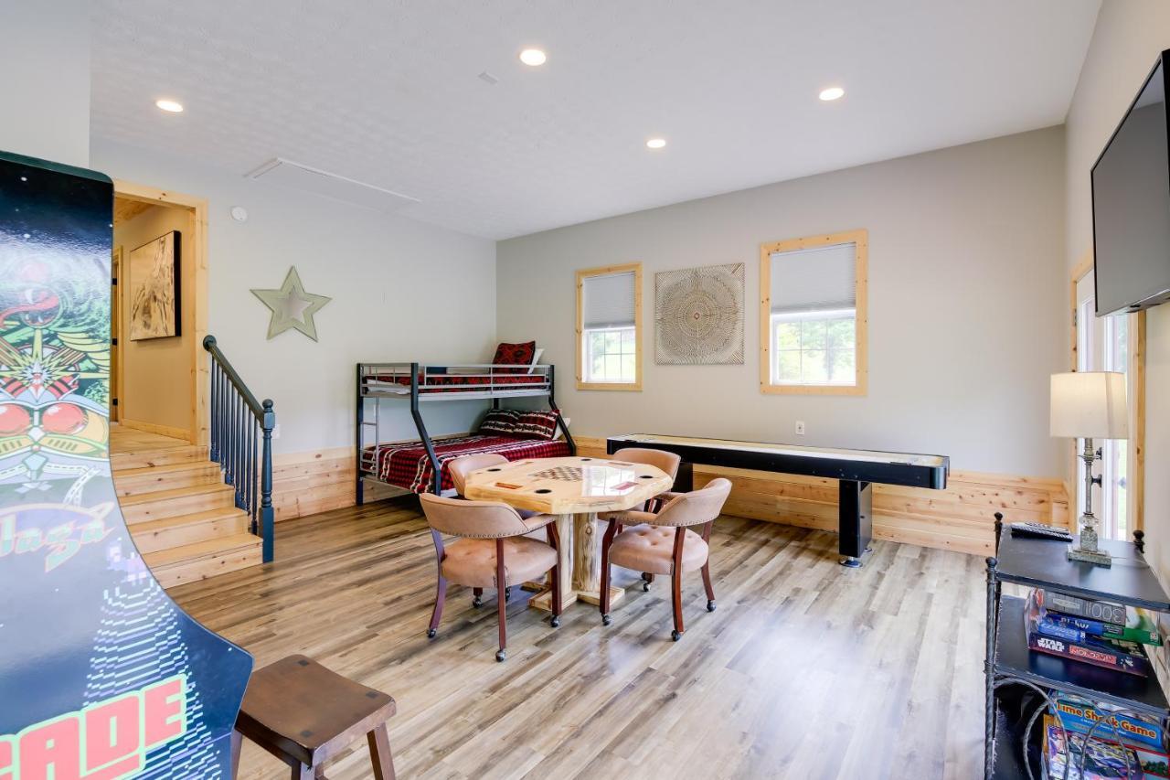 Sevierville Cabin With Private Hot Tub And Fire Pit Екстериор снимка
