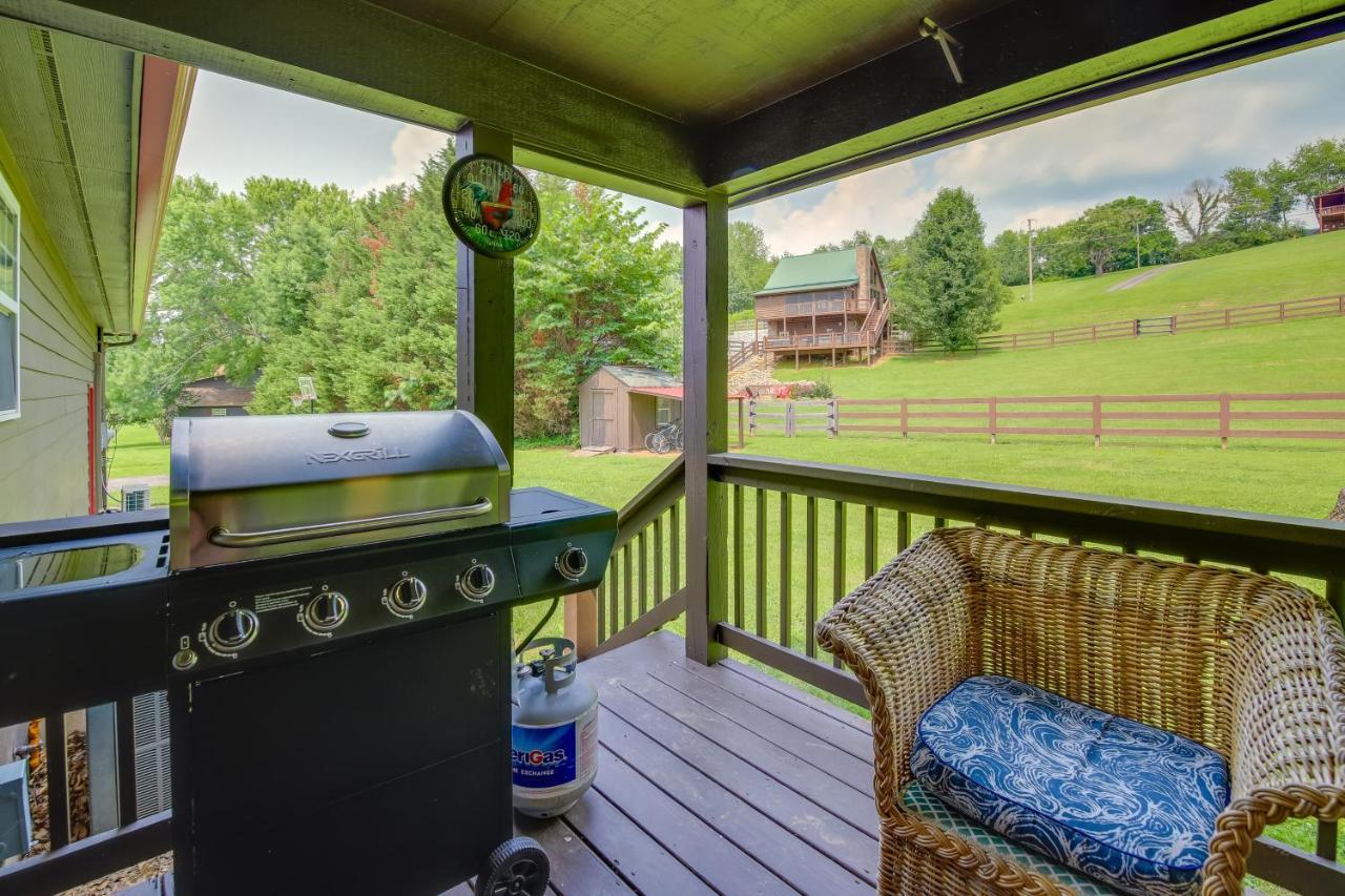Sevierville Cabin With Private Hot Tub And Fire Pit Екстериор снимка